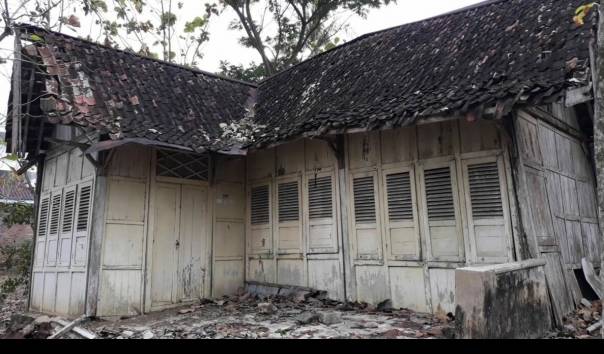 Misteri Rumah Kosong